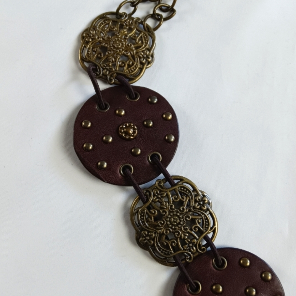 ML Women's Belt. - Picture 9 of 10